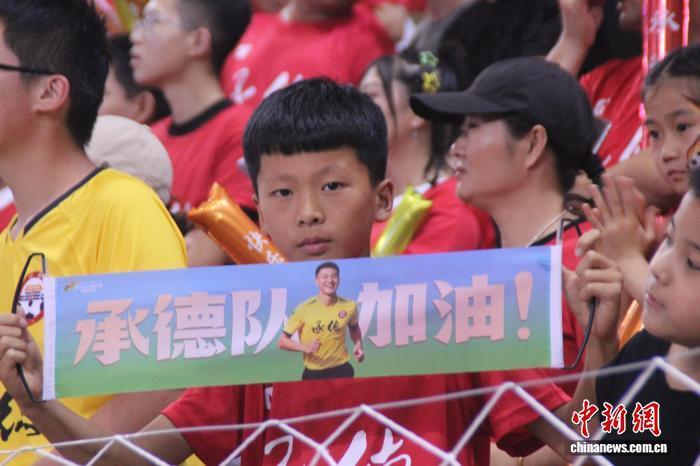 场赛事在承 场赛事在承