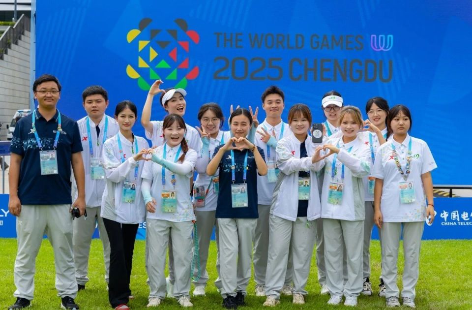 不仅展现了 不仅展现了